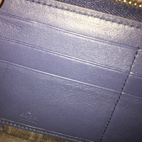 100% Authentic Gucci Soho Wallet - Picture 4 of 8